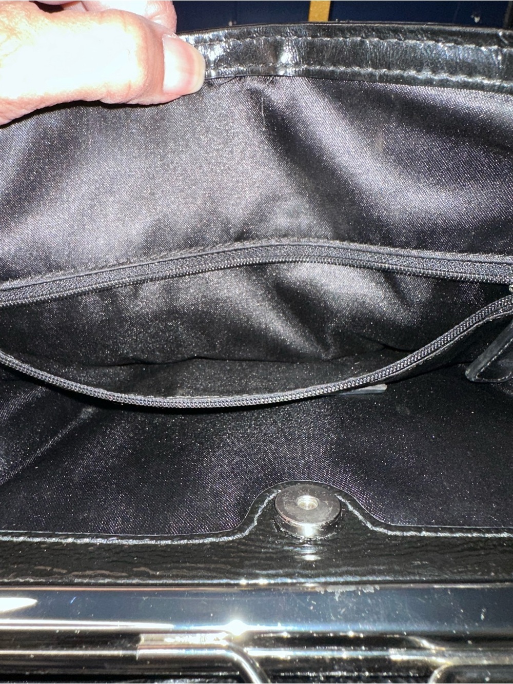 🖤 Coach Black Patent Leather Signature Kisslock Tote Bag - Picture 11 of 12